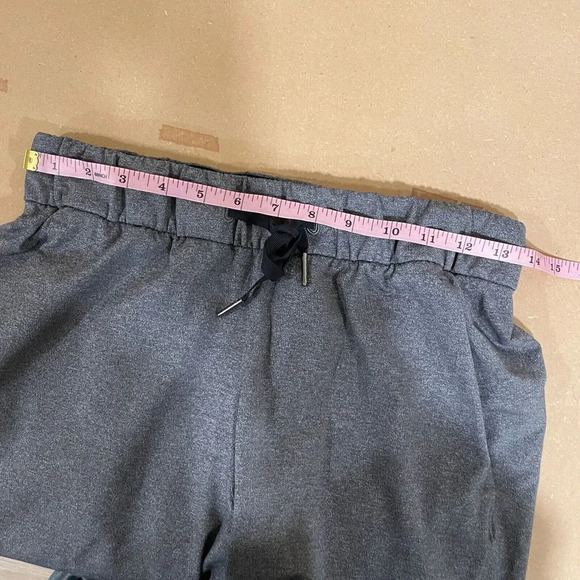 Lululemon On The Fly Pant 27" Heathered Gray Full-On Luxtreme Sz 4 Athleisure - Picture 10 of 10